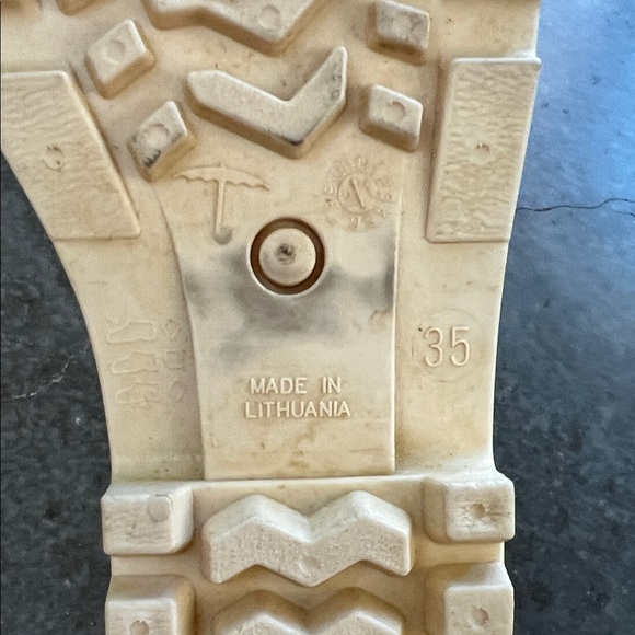 Chloé Wellington Rain Boots Size 5 - Picture 6 of 9